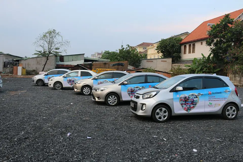 Quảng Cáo Trên Xe Uber|Grab